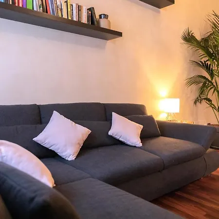 Apartment Parione *